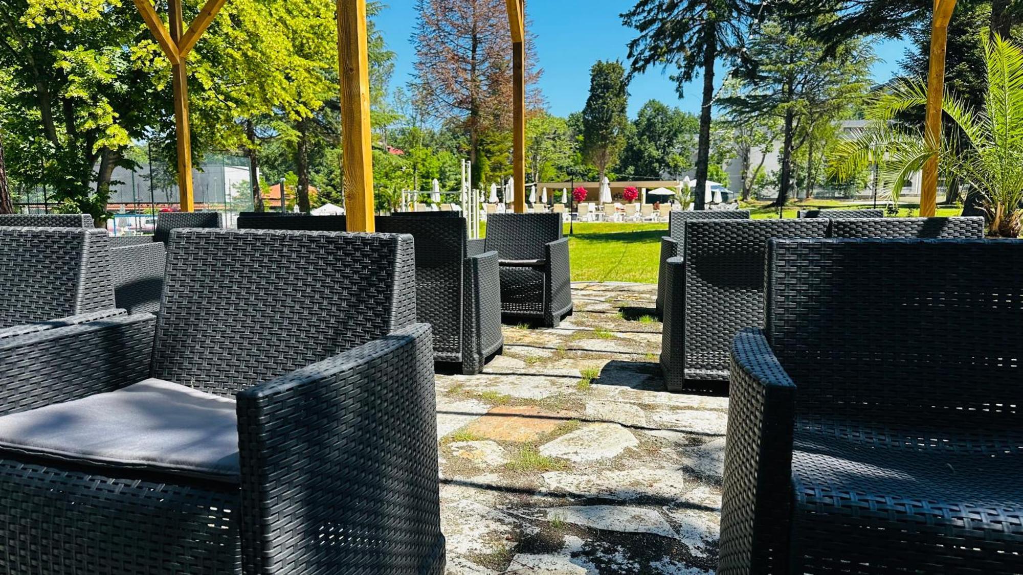 Queen Nelly Park كيتن المظهر الخارجي الصورة